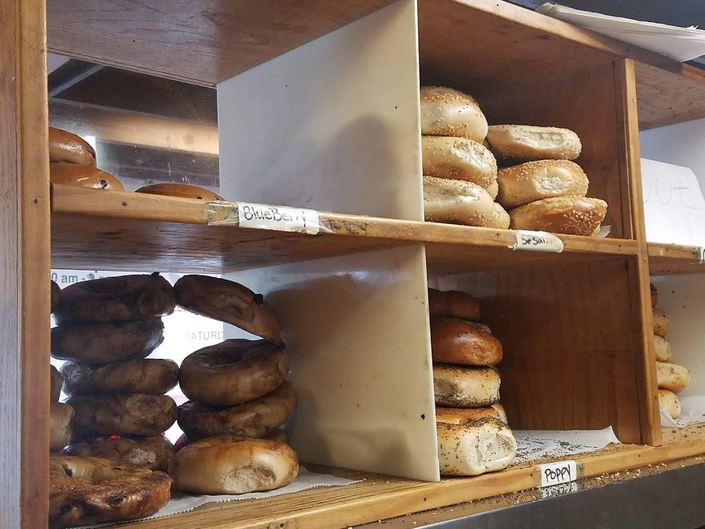 Coral Bagels | restaurant | 2750 SW 26th Ave, Miami, FL 33133, USA | 3058540336 OR +1 305-854-0336