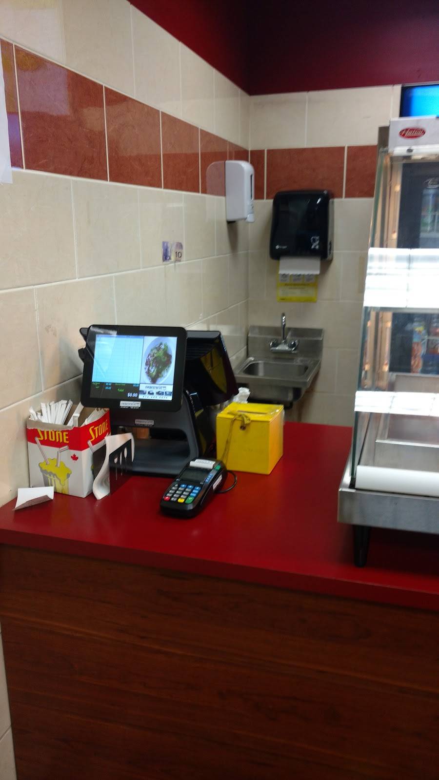 Sunrise Caribbean Restaurant | restaurant | 1949 Finch Ave W, North York, ON M3N 2V3, Canada | 6473490700 OR +1 647-349-0700