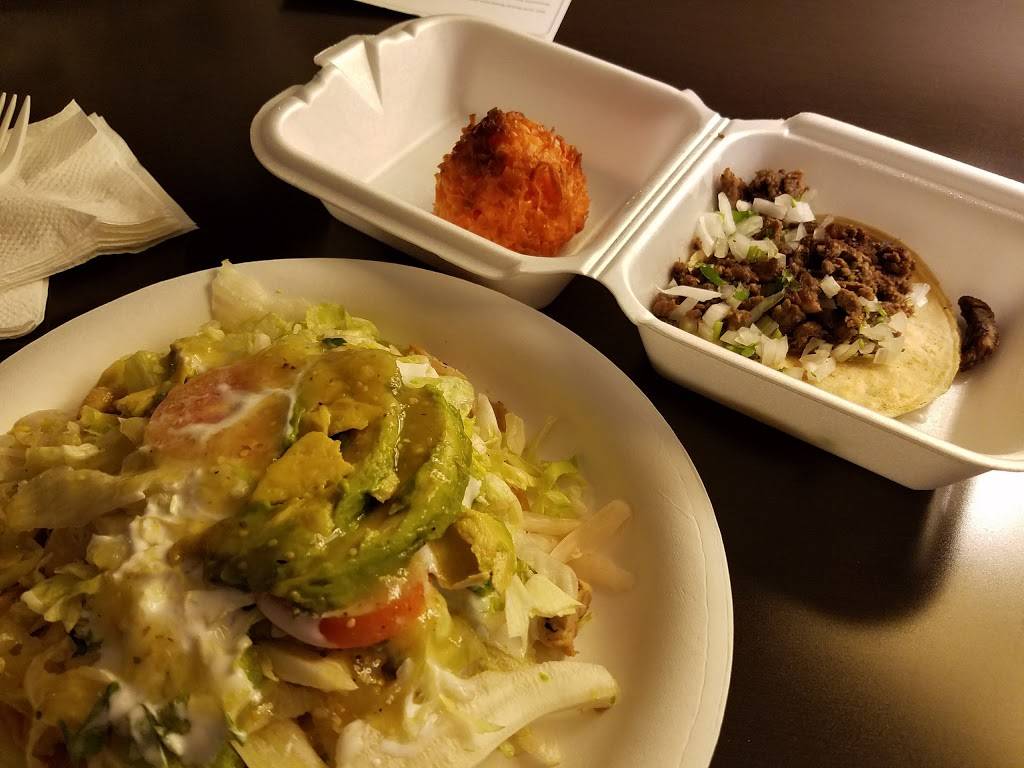 Tacos El Toro | restaurant | 2540 Wible Rd, Bakersfield, CA 93304, USA | 6613961967 OR +1 661-396-1967