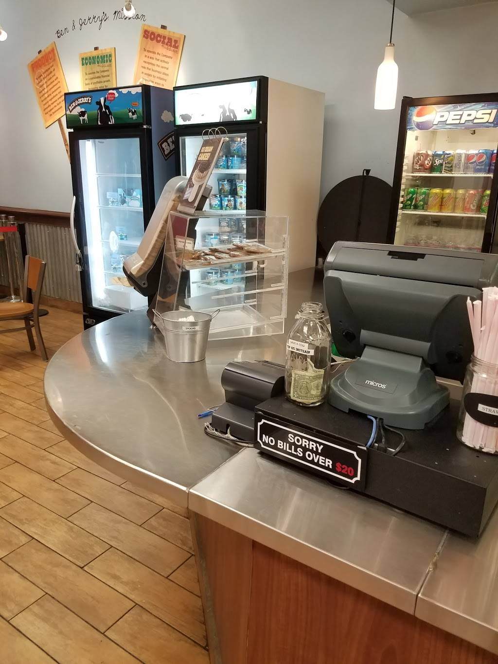 Ben & Jerrys | bakery | 164 E Palm Ave Unit 101, Burbank, CA 91502, USA | 8185667602 OR +1 818-566-7602