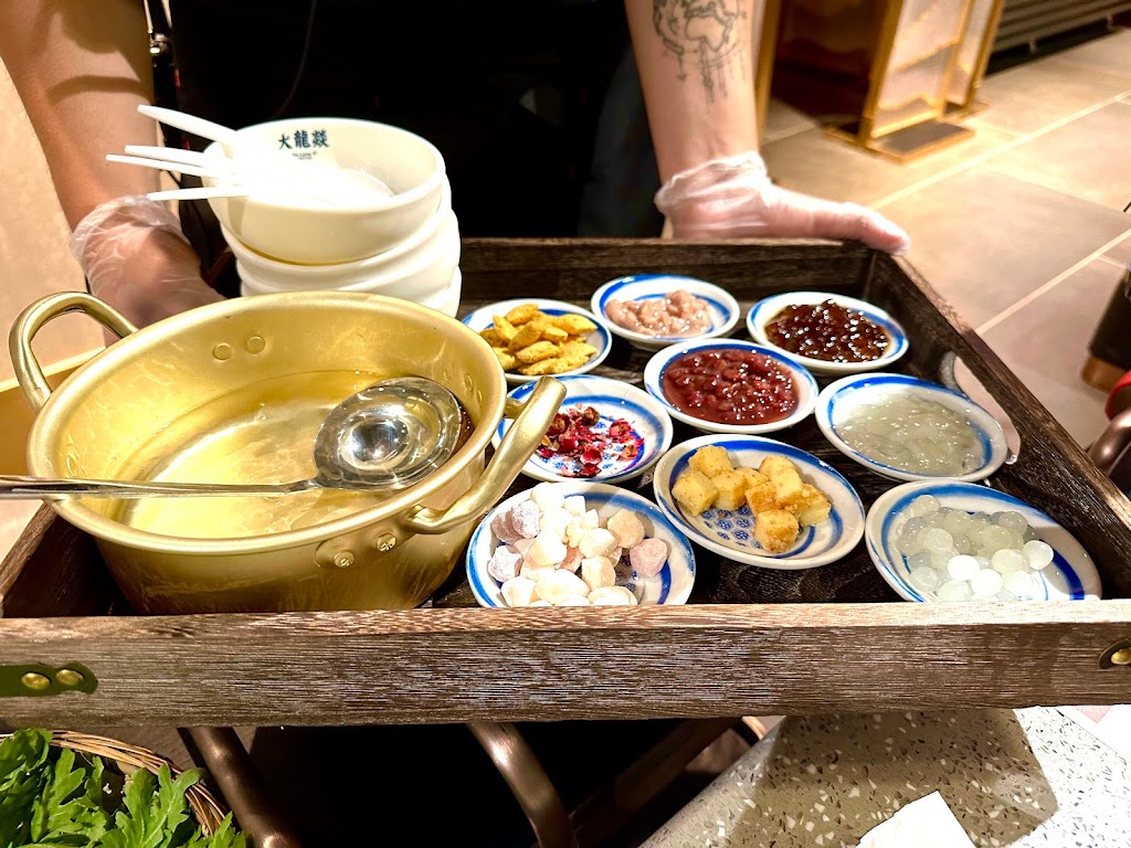 Da Long Yi Hot Pot | restaurant | 42-22 Crescent St, Queens, NY 11101, USA | 9178895539 OR +1 917-889-5539