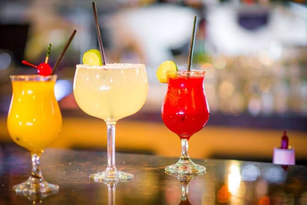 Tortugas Latin Kitchen | restaurant | 3224 W Lawrence Ave, Chicago, IL 60625, USA | 7739618414 OR +1 773-961-8414