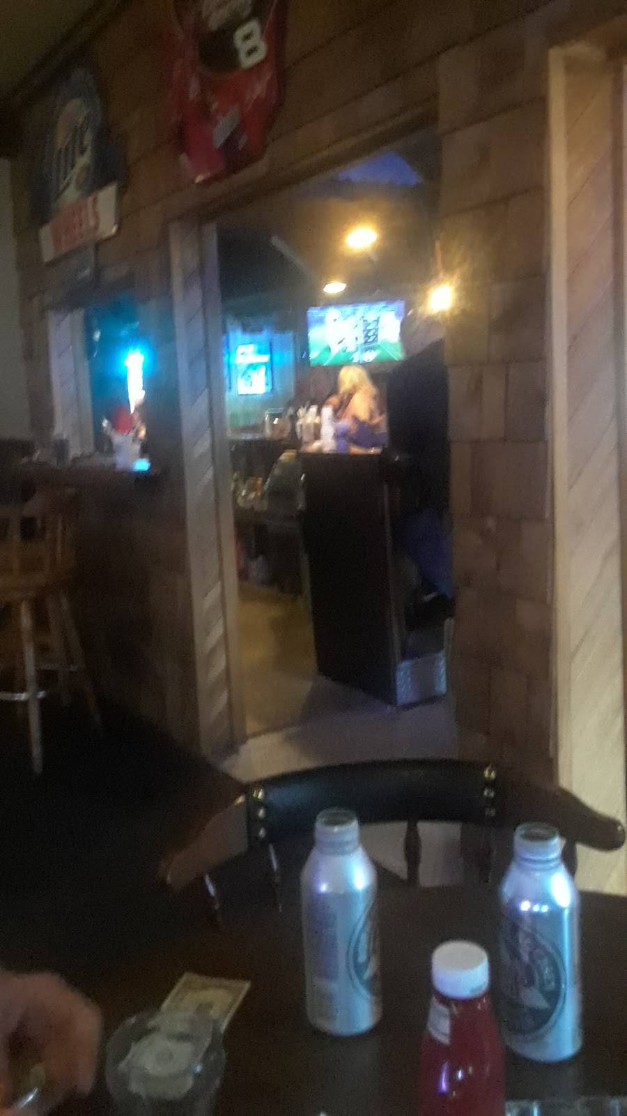 Wheels Bar & Grill | restaurant | 5222 Nuangola Rd, Mountain Top, PA 18707, USA | 5708683114 OR +1 570-868-3114