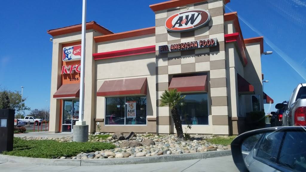 A&W Restaurant | restaurant | 2705 W Monte Vista Ave, Turlock, CA 95380, USA | 2096561222 OR +1 209-656-1222