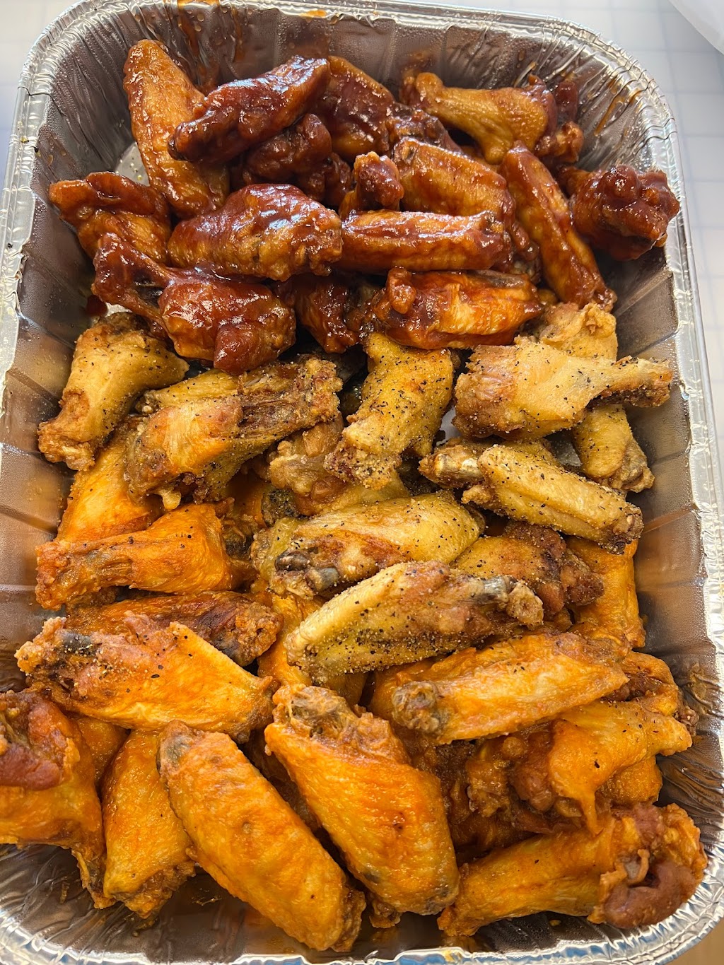 Lickin Chicken | restaurant | 1320 N Tyndall Pkwy, Panama City, FL 32404, USA | 8502575595 OR +1 850-257-5595