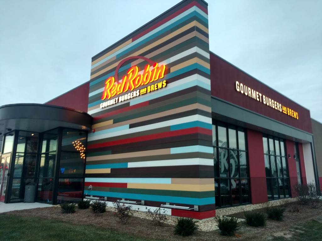 Red Robin Gourmet Burgers and Brews | restaurant | 369 Washington St, Woburn, MA 01801, USA | 3392987668 OR +1 339-298-7668