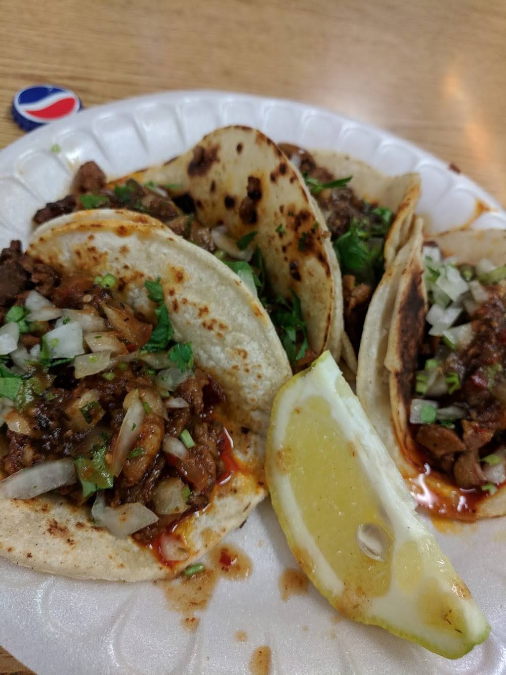 La Tapatia Markets & Deli | restaurant | 1909 Beach St, Oceano, CA 93445, USA | 8054813857 OR +1 805-481-3857