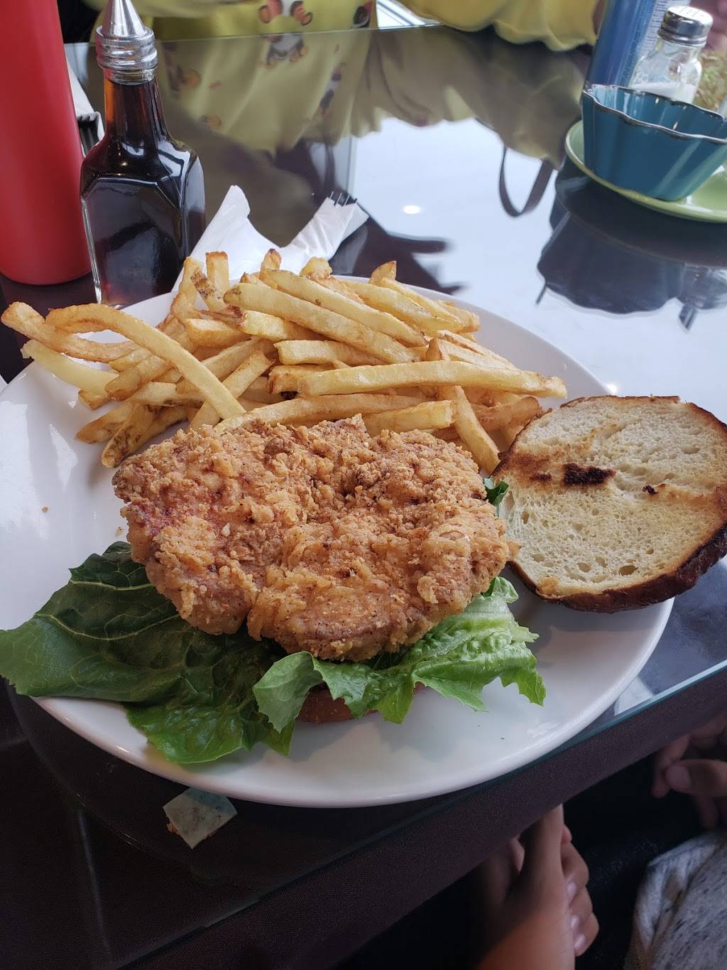 Hamishs Kitchen Restaurant | restaurant | 95 Lebovic Ave E02, Scarborough, ON M1L 0J2, Canada | 4167591251 OR +1 416-759-1251