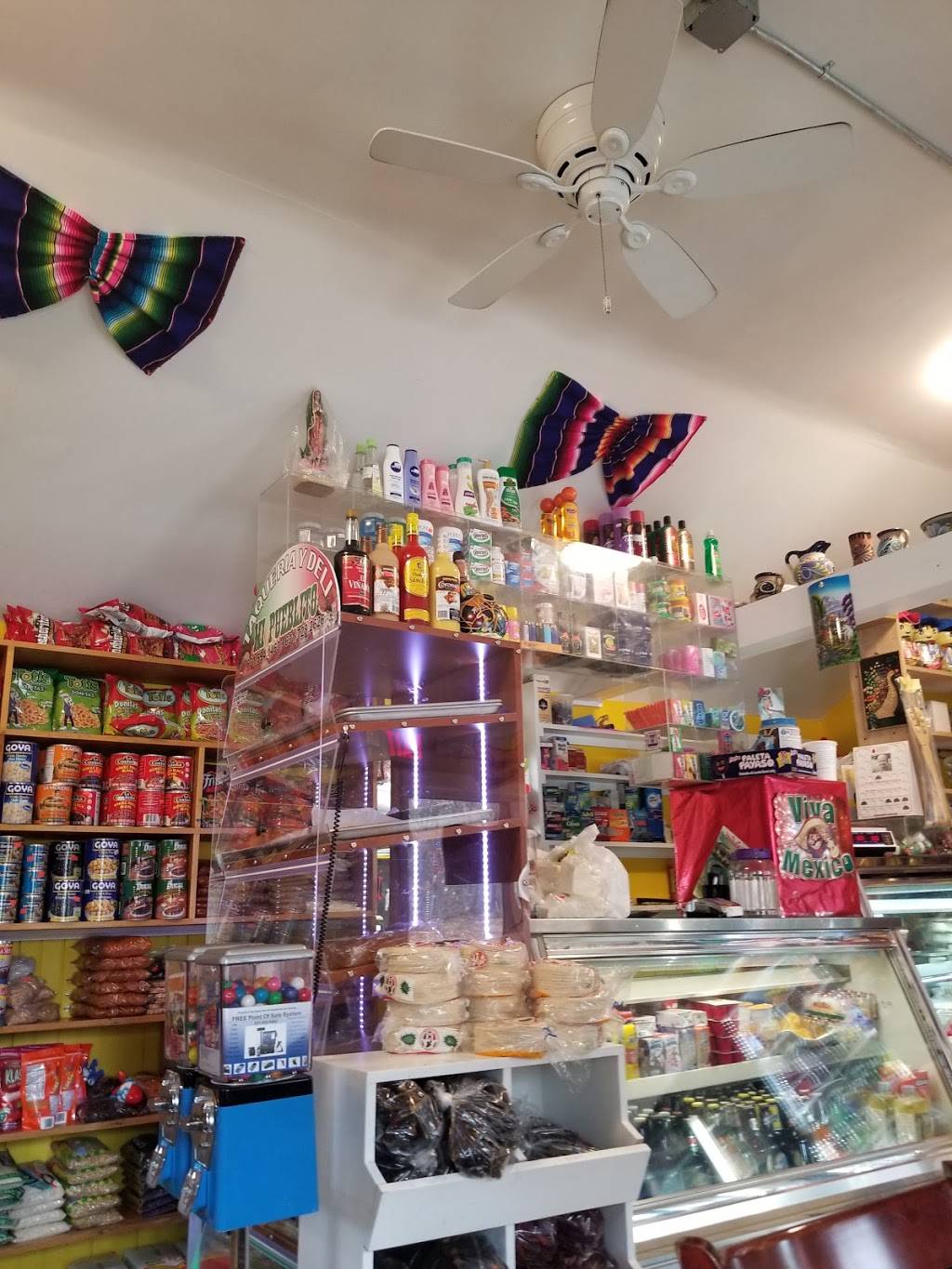 Taqueria Mi Pueblito | restaurant | 1819, 204 E Montauk Hwy, Hampton Bays, NY 11946, USA | 6315941463 OR +1 631-594-1463