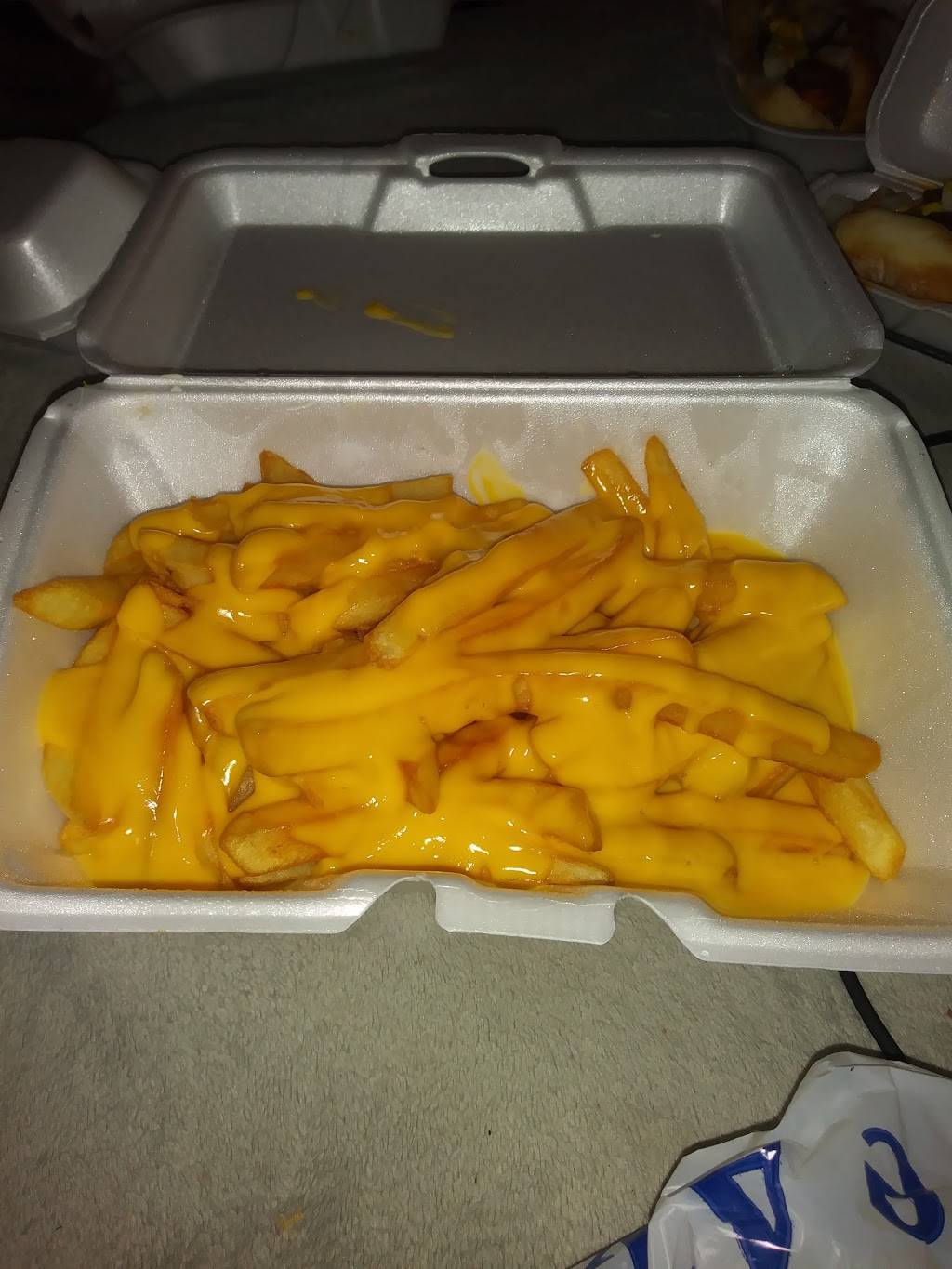 Grandys Coney Island | restaurant | 3570 Mt Elliott St, Detroit, MI 48207, USA | 3139210022 OR +1 313-921-0022