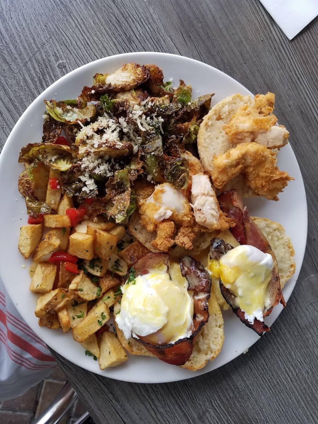 The Brick American Kitchen & Bar | night club | 8955 SW 72nd Pl, Kendall, FL 33156, USA | 7868145909 OR +1 786-814-5909