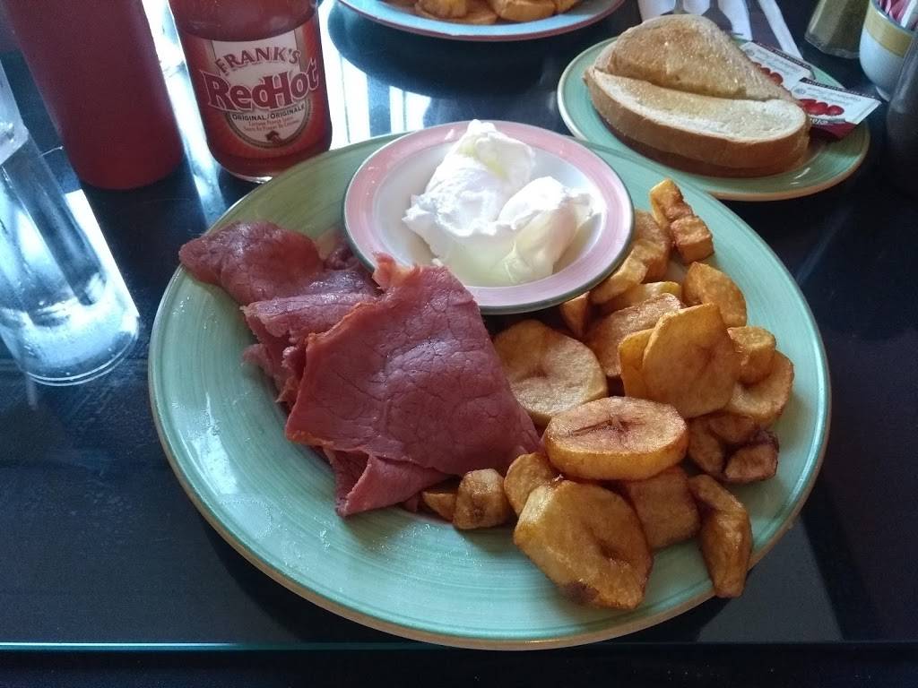 Harvest Table | restaurant | 3350 Fairview St, Burlington, ON L7N 3L5, Canada | 9056325911 OR +1 905-632-5911