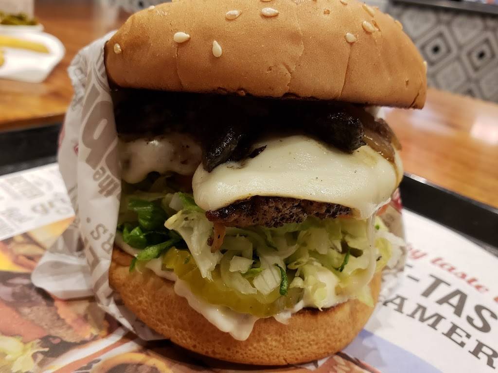 The Habit Burger Grill | meal takeaway | 2777 N Main St, Santa Ana, CA 92705, USA | 7145501201 OR +1 714-550-1201