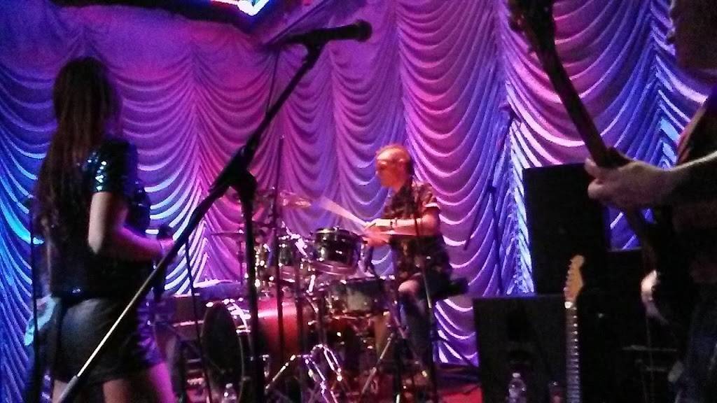 Saint Rocke | restaurant | 142 Pacific Coast Hwy, Hermosa Beach, CA 90254, USA | 3103720035 OR +1 310-372-0035