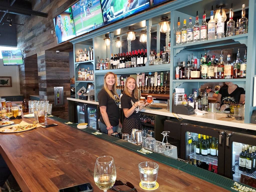 Esters Neighborhood Pub | restaurant | 2201 Oneida St, Denver, CO 80207, USA | 3039974173 OR +1 303-997-4173