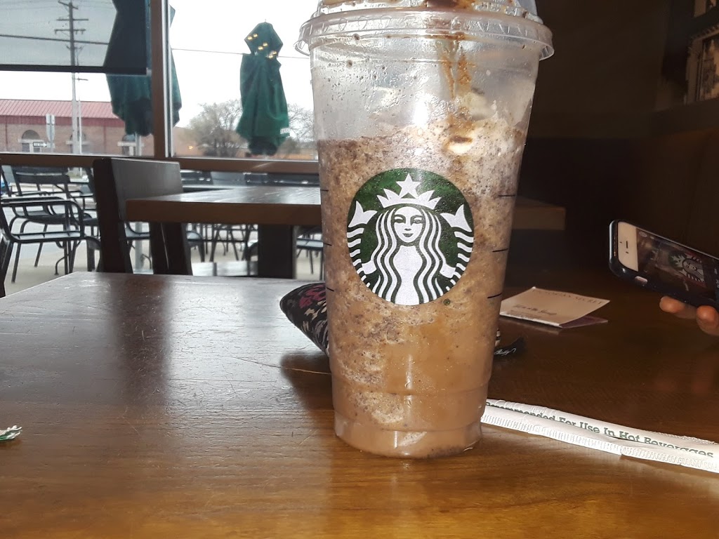 Starbucks | cafe | 7098 Mexico Rd, St Peters, MO 63376, USA | 6362783110 OR +1 636-278-3110