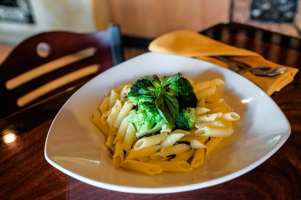 Que Pasta Italia | restaurant | 5205 Warner Ave, Huntington Beach, CA 92649, USA | 7148408730 OR +1 714-840-8730