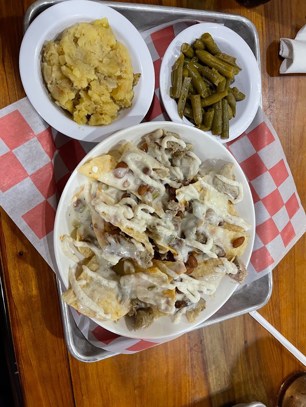 The Texas Twisted Skillet | restaurant | 100 E Bennett St, Florence, TX 76527, USA | 2547939900 OR +1 254-793-9900