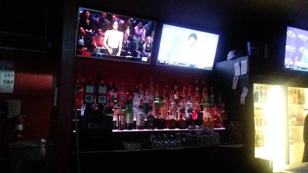 Tanyas Gridiron | restaurant | 4620 Dyer St, El Paso, TX 79930, USA | 9155668188 OR +1 915-566-8188