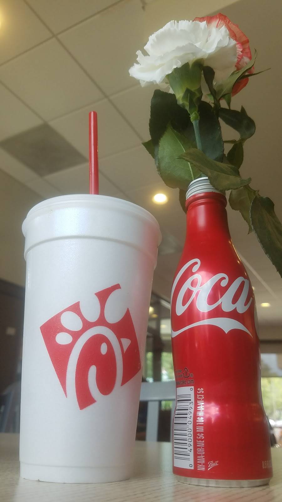 Chick-fil-A | restaurant | 15801 N Dale Mabry Hwy, Carrollwood, FL 33618, USA | 8139080787 OR +1 813-908-0787