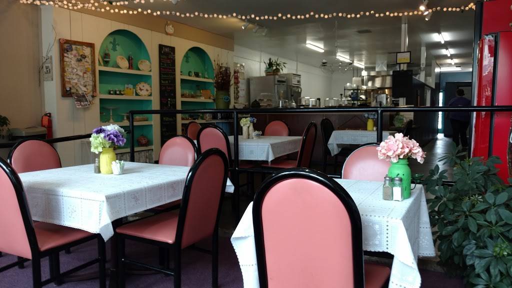 Chef Gs | restaurant | 450 W Nepessing St, Lapeer, MI 48446, USA | 8109694949 OR +1 810-969-4949