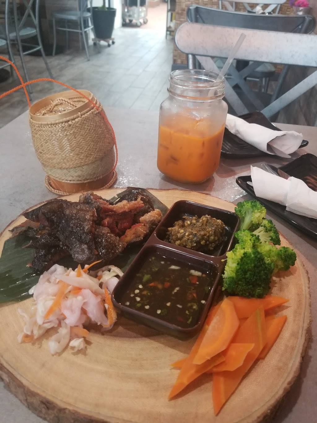 Vientiane Bistro | restaurant | 2537 Kensington Ave, Philadelphia, PA 19125, USA | 2677038199 OR +1 267-703-8199