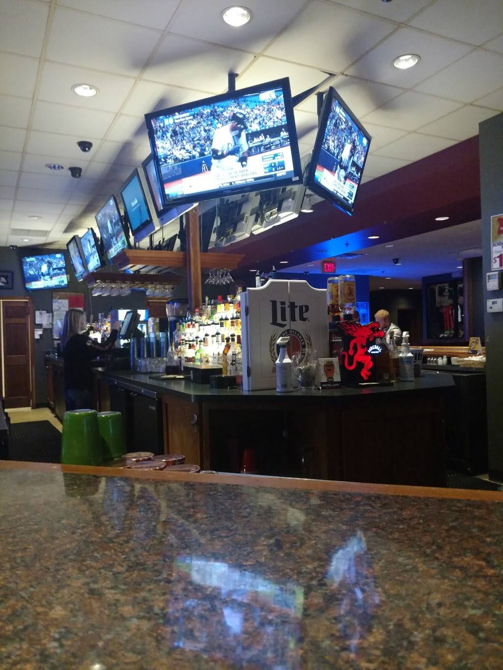 Longshots | restaurant | 1609 W Jefferson St, Joliet, IL 60435, USA | 8152805569 OR +1 815-280-5569