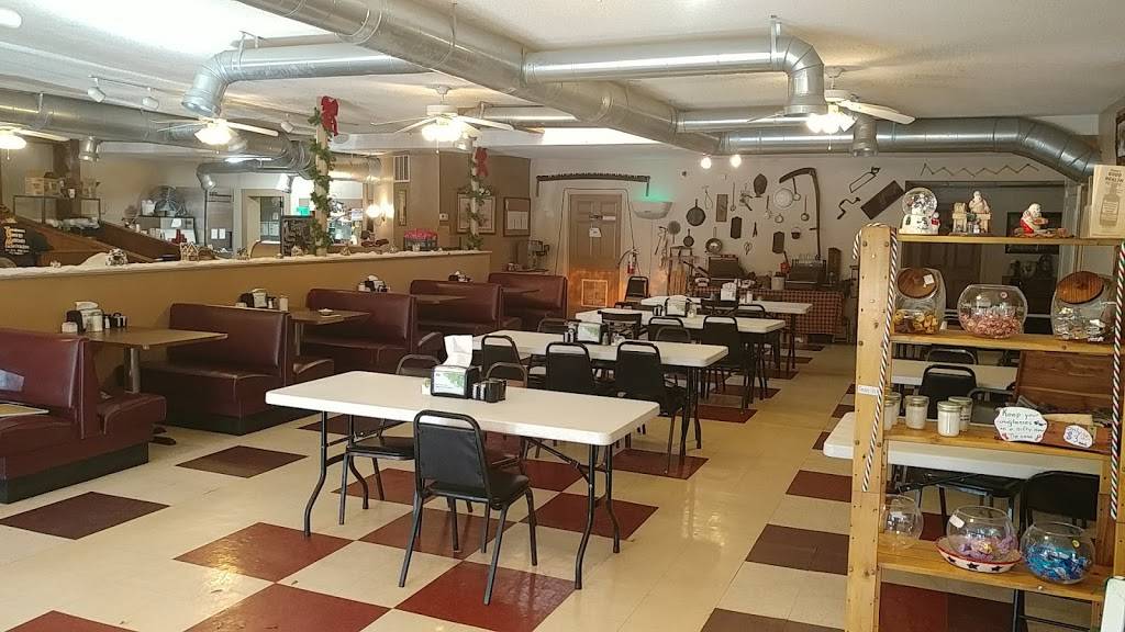 Dutch Plate | restaurant | 206 N Main St, Campobello, SC 29322, USA | 8644684584 OR +1 864-468-4584