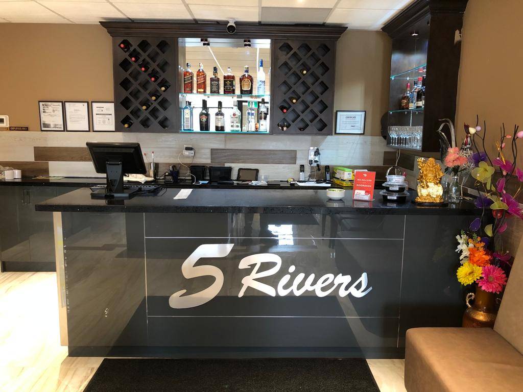 5 Rivers Indian Cuisine Restaurant & Bar -Orillia | restaurant | 1035 Mississaga St W, Orillia, ON L3V 3C7, Canada | 7052590955 OR +1 705-259-0955
