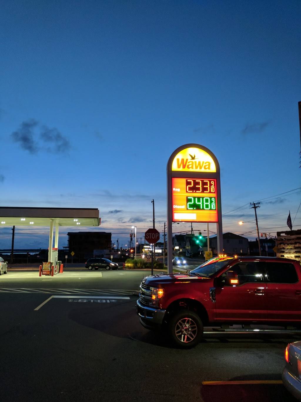 Wawa | cafe | 330 W Spruce St, North Wildwood, NJ 08260, USA | 6095220910 OR +1 609-522-0910