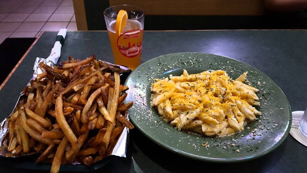 Stadium Grill | restaurant | 8330 Tyler Blvd, Mentor, OH 44060, USA | 4402054745 OR +1 440-205-4745