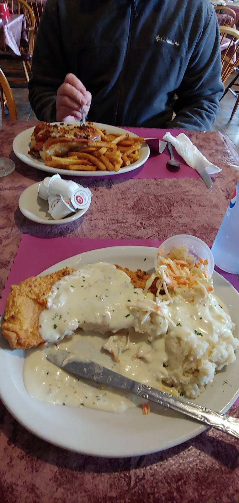 BRs Cafe | restaurant | 550 Monponsett St, Halifax, MA 02338, USA | 7812935606 OR +1 781-293-5606