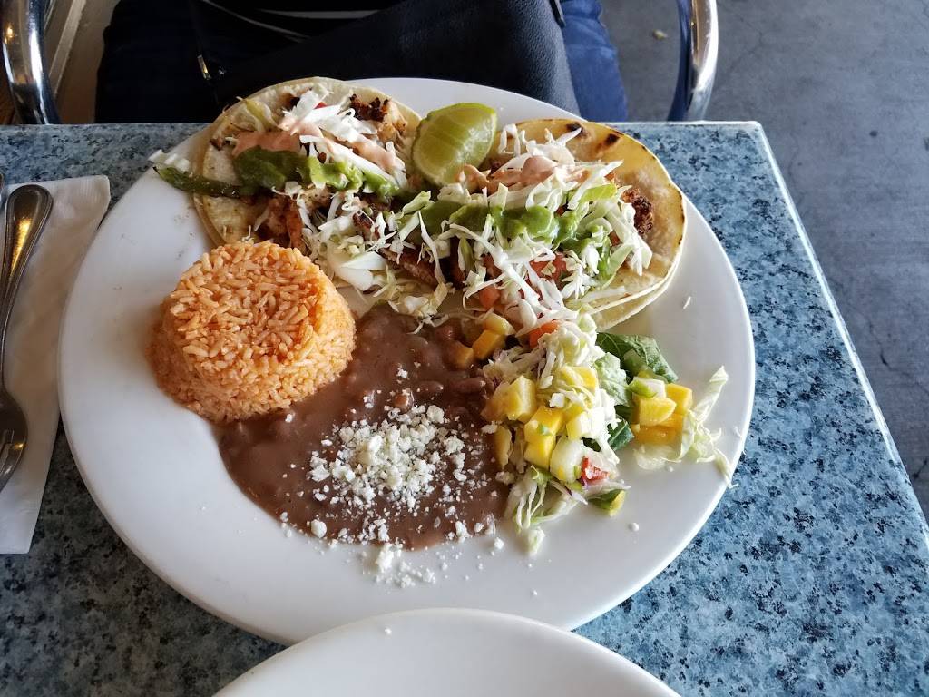 La Cueva | restaurant | 18486 Prospect Rd, Saratoga, CA 95070, USA | 4085178603 OR +1 408-517-8603