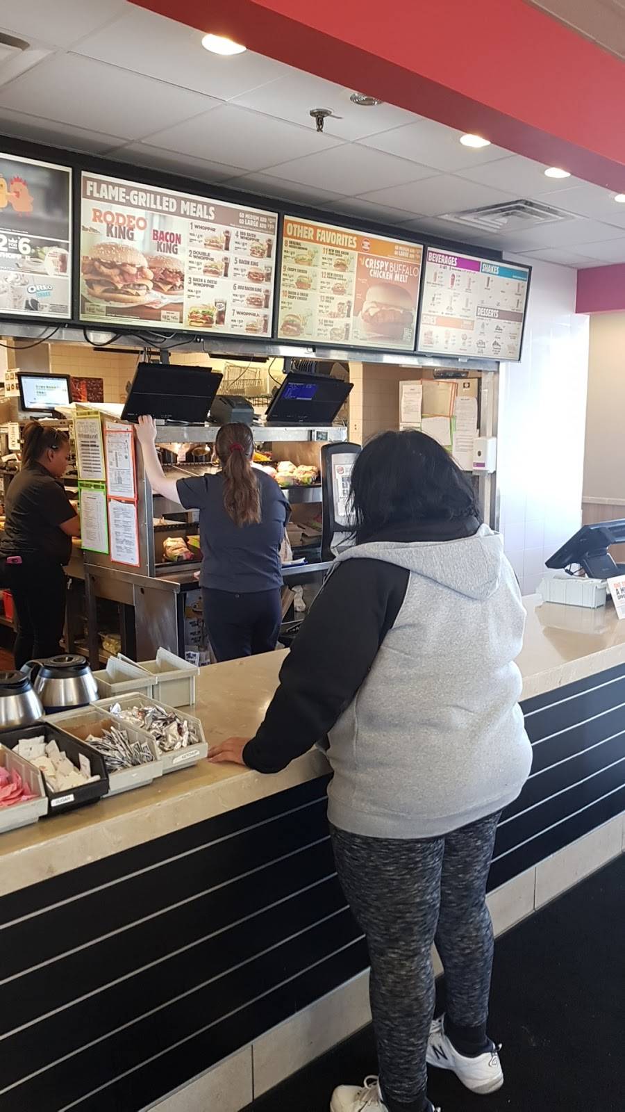 Burger King | restaurant | 3456 Douglas Ave, Racine, WI 53402, USA | 2626391898 OR +1 262-639-1898