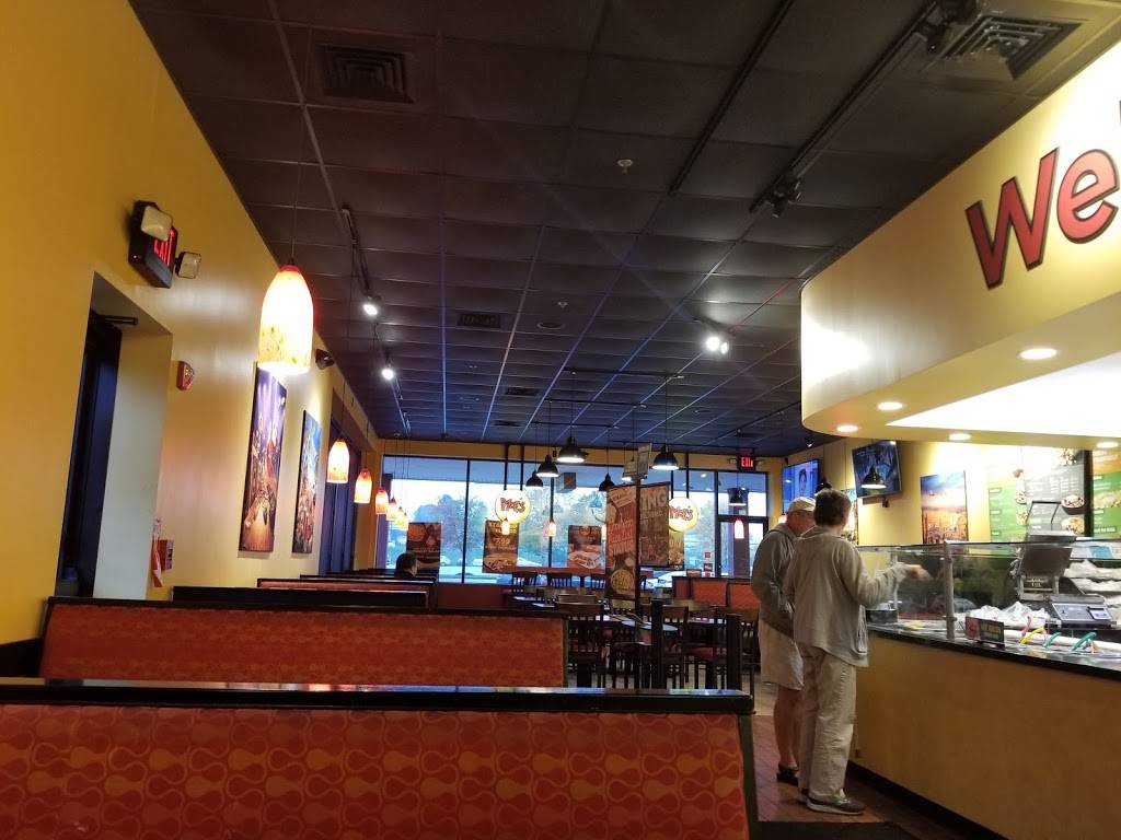 Moes Southwest Grill | restaurant | 300 Quaker Ln #19, Warwick, RI 02886, USA | 4016158640 OR +1 401-615-8640