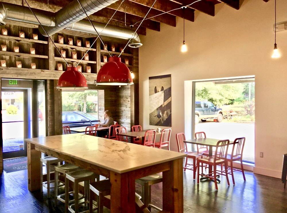 The Alabama Biscuit Co. | restaurant | 4133 White Oak Dr, Birmingham, AL 35243, USA | 2055782553 OR +1 205-578-2553