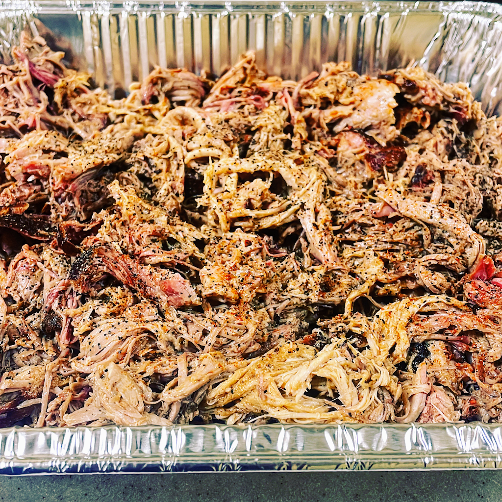 Motley Q Smoke Pit | restaurant | 3323 Valley Pike, Winchester, VA 22602, USA | 5407220060 OR +1 540-722-0060