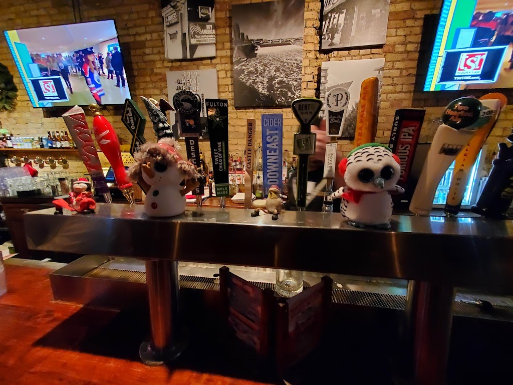 Maxwells American Pub | restaurant | 1201 Washington Ave S, Minneapolis, MN 55415, USA | 6123547085 OR +1 612-354-7085