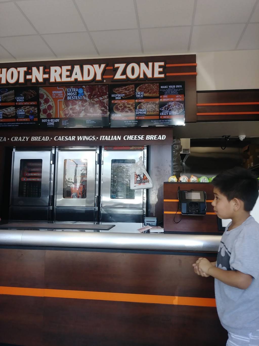 Little Caesars Pizza | meal takeaway | 700 Airport Dr, Bakersfield, CA 93308, USA | 6613994444 OR +1 661-399-4444