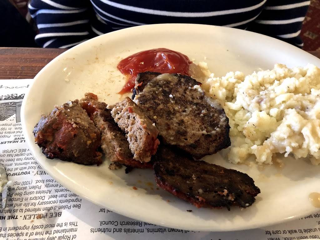 Windmill Family Restaurant | restaurant | 2838 Main St, Morgantown, PA 19543, USA | 6102865980 OR +1 610-286-5980