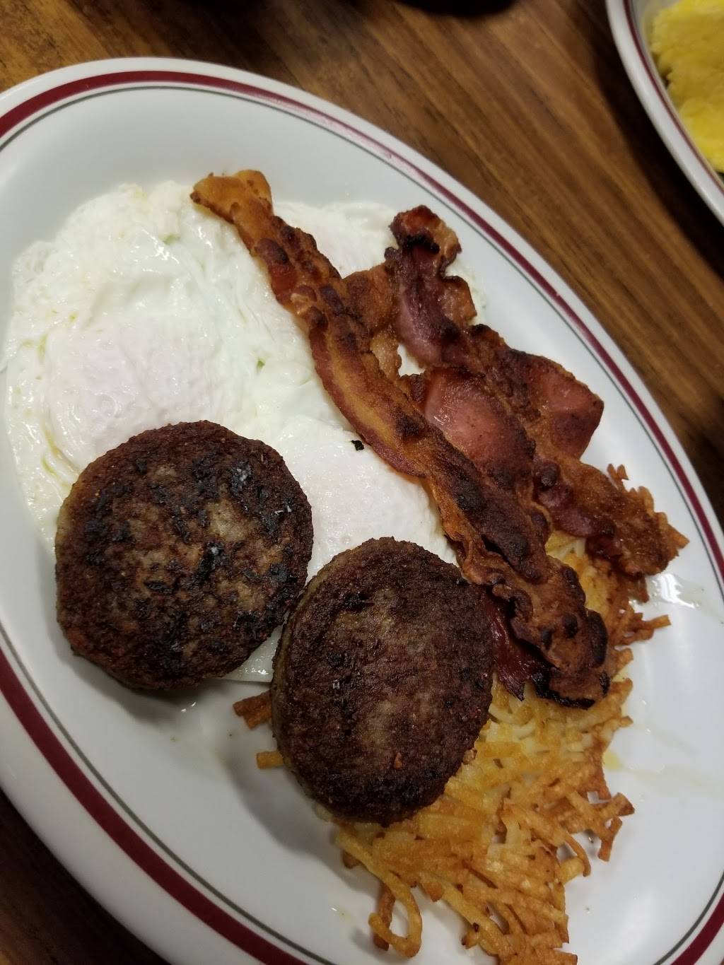 Huddle House | restaurant | 463949 FL-200, Yulee, FL 32097, USA | 9042778666 OR +1 904-277-8666