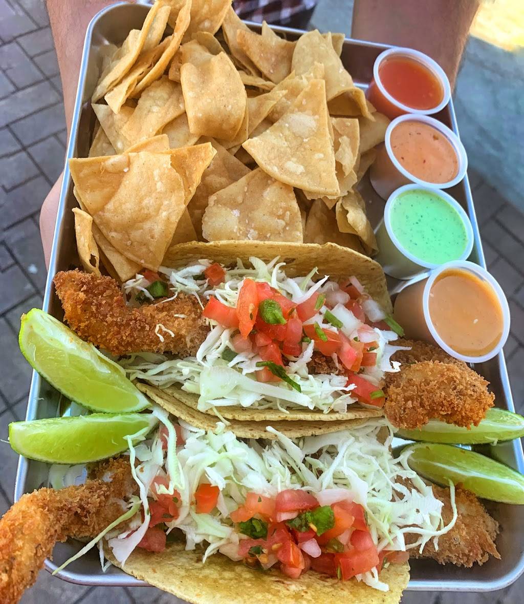 Off the Hook Fish Grill | restaurant | 13809 Whittier Blvd, Whittier, CA 90605, USA | 5626321493 OR +1 562-632-1493