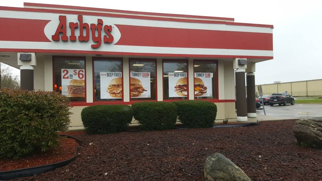 Arbys | restaurant | 2000 Sycamore Rd, DeKalb, IL 60115, USA | 8157484900 OR +1 815-748-4900