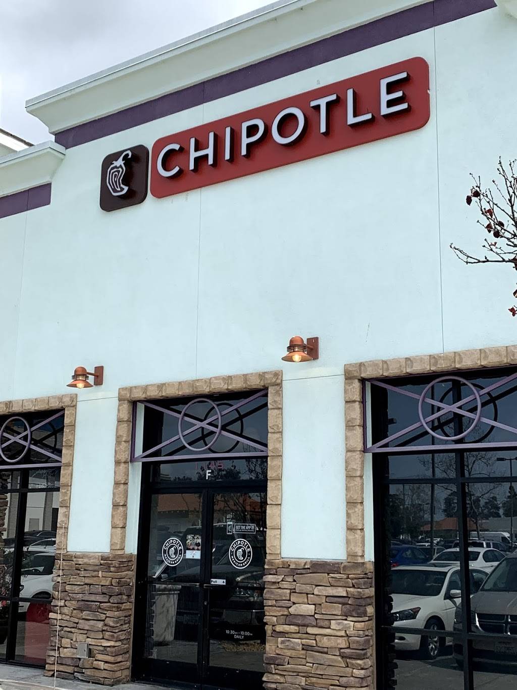 Chipotle Mexican Grill | restaurant | 1145 S Victoria Ave Ste F, Ventura, CA 93003, USA | 8056506627 OR +1 805-650-6627