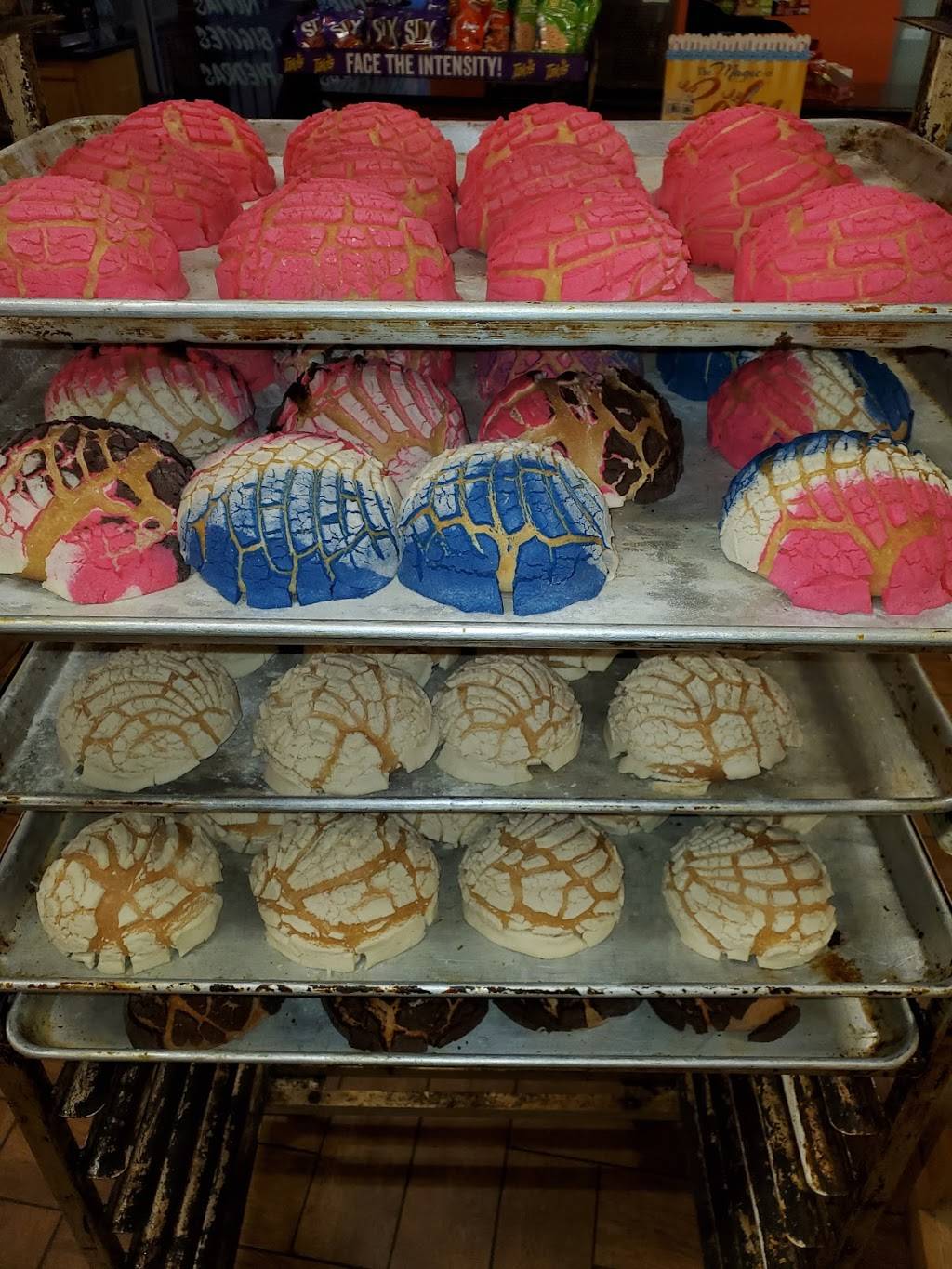 Allis Bakery | bakery | 428 Holcomb St, Springdale, AR 72764, USA | 4793182223 OR +1 479-318-2223