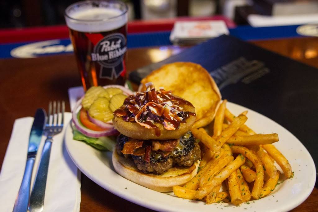 Devaneys | restaurant | 7660 University Blvd, Winter Park, FL 32792, USA | 4076796600 OR +1 407-679-6600