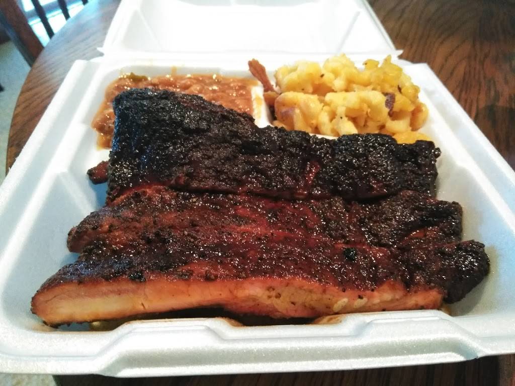 Smoke On The Water BBQ | restaurant | 4474 Kalamazoo Ave, Caledonia, MI 49316, USA | 6165362100 OR +1 616-536-2100