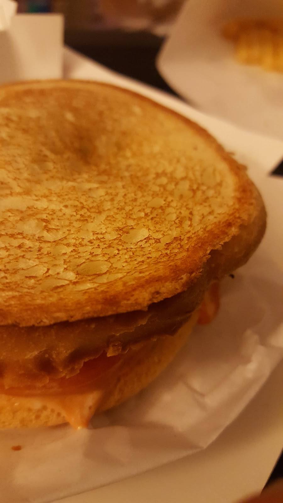 Jack in the Box | restaurant | 1099 Artesia Blvd, Gardena, CA 90248, USA | 3105323528 OR +1 310-532-3528