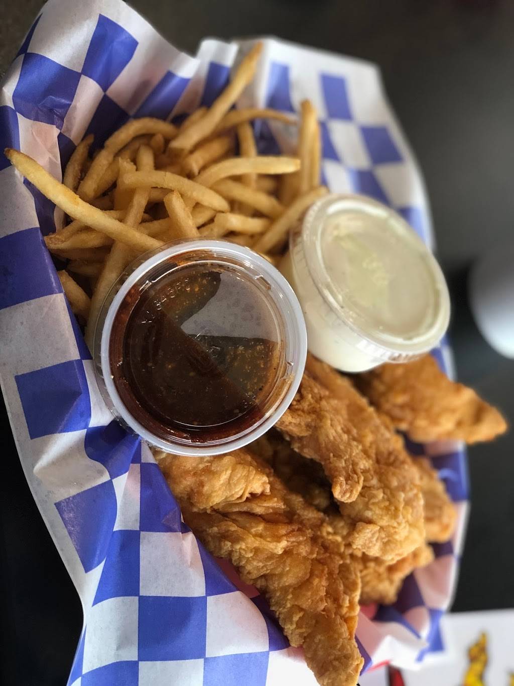 The Chicken Shack | restaurant | 9739 N Sam Houston Pkwy E #200, Humble, TX 77396, USA | 8329951455 OR +1 832-995-1455
