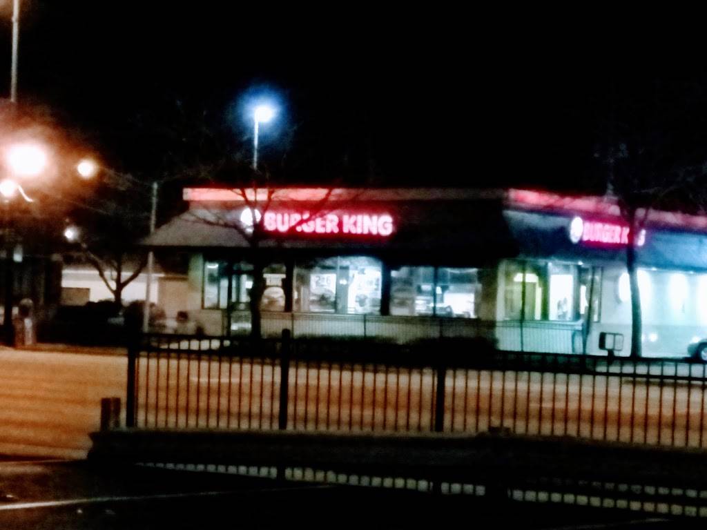 Burger King | restaurant | 6350 S Cicero Ave, Chicago, IL 60638, USA | 7735815521 OR +1 773-581-5521